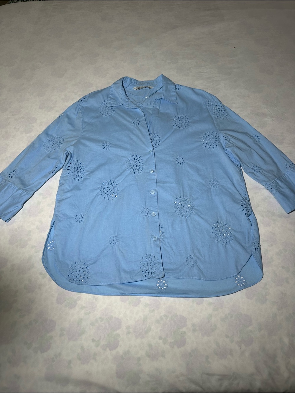 Zara Shirt Blue Cotton Embroidered Eyelet
3/4 Sleeve Womens Size Medium